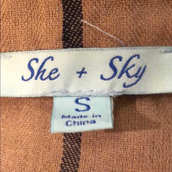 Top - Picture 2 of 4